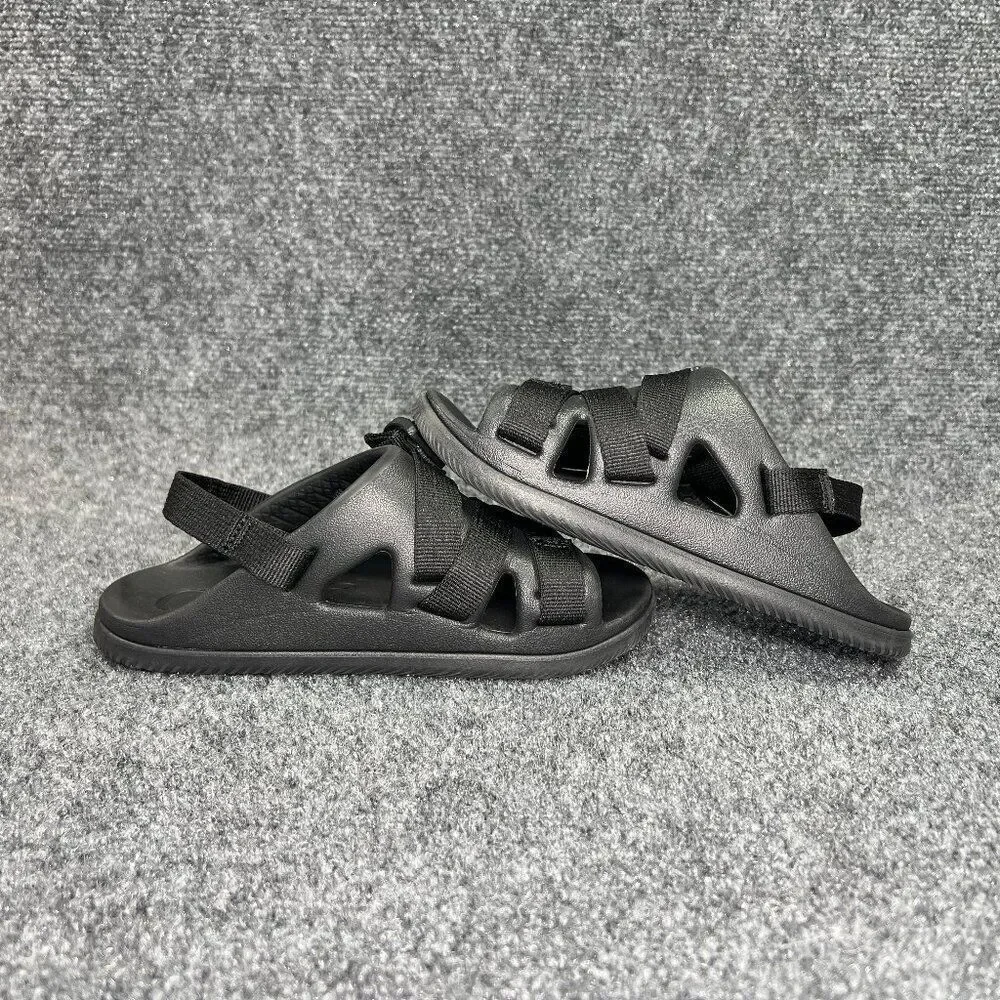 Chaco Chillos Sport Straps Sandals Youth Size 1 Black Athletic Outdoor Flip Flop